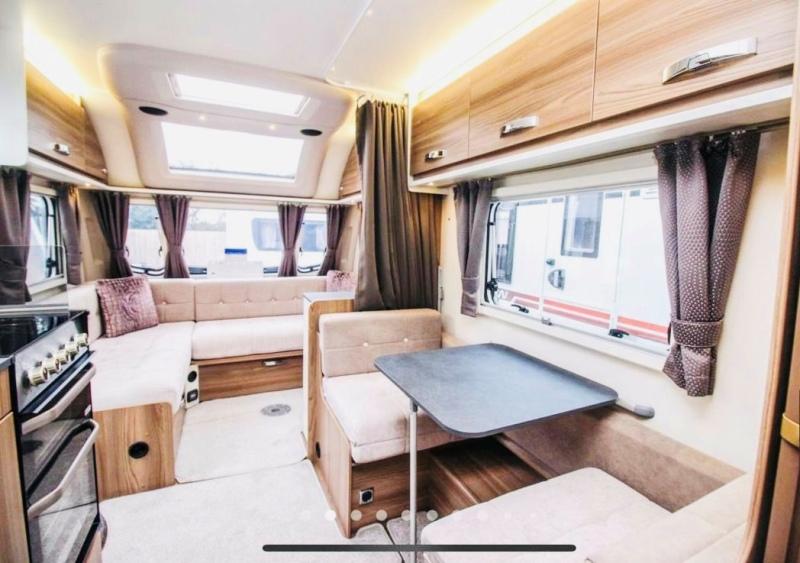 SWIFT ACE-PIONEER 6 BIRTH TOURING CARAVAN*2021*