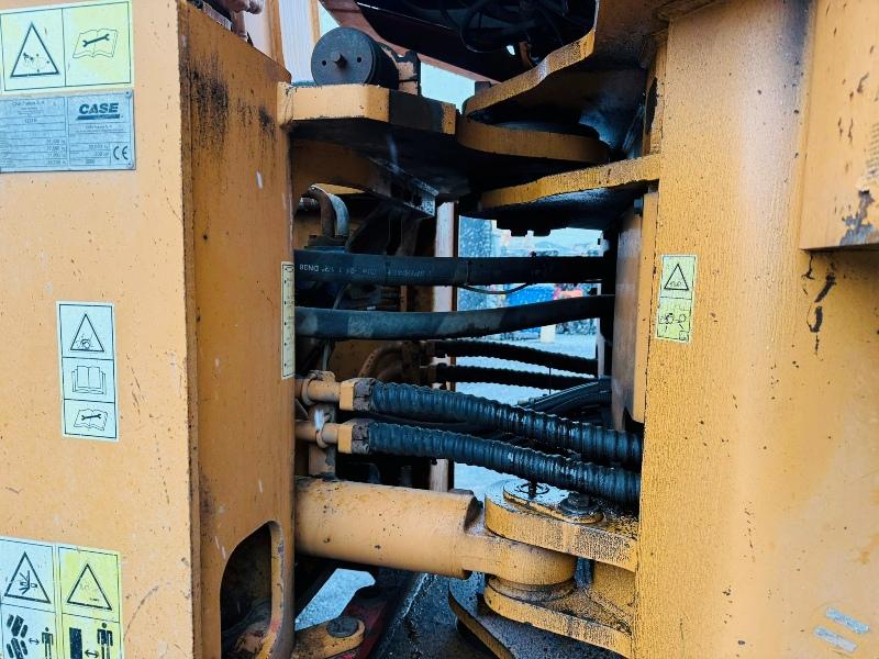 CASE 1221E LOADING SHOVEL*C/W BUCKET*VIDEO*