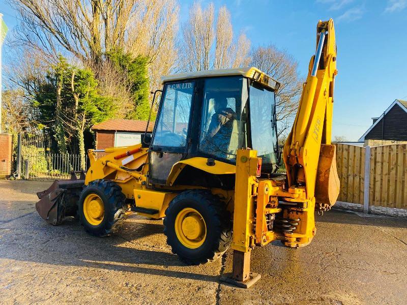 JCB 2DX 4WD BACKHOE DIGGER C/W QUICK HITCH & 2 X BUCKETS