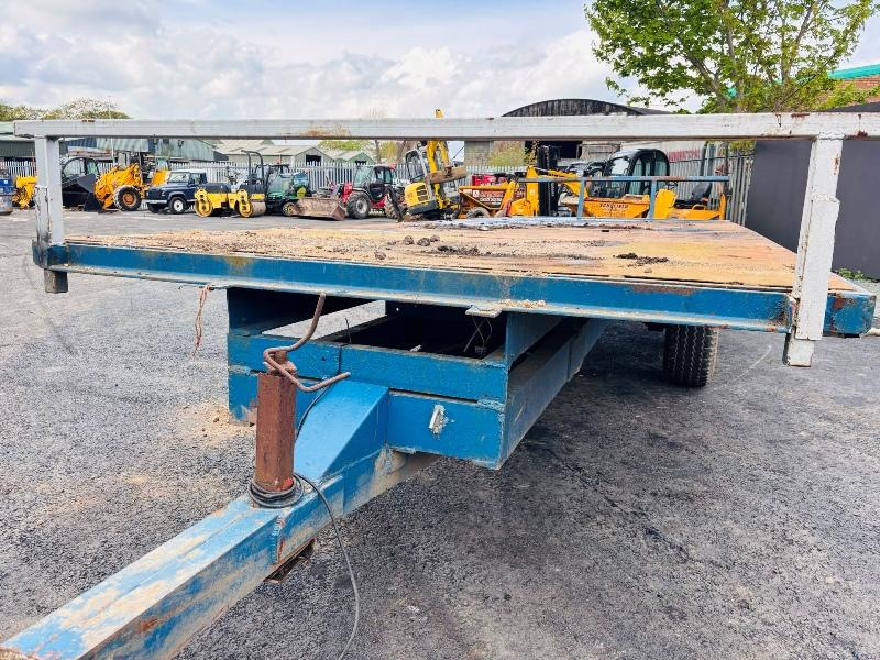 BAIL TRAILER 21FT LONG 8FT WIDE