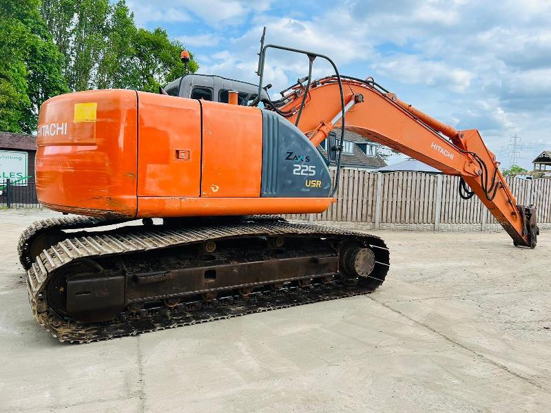 HITACHI ZX225USR TRACKED EXCAVATOR C/W QUICK HITCH *VIDEO*