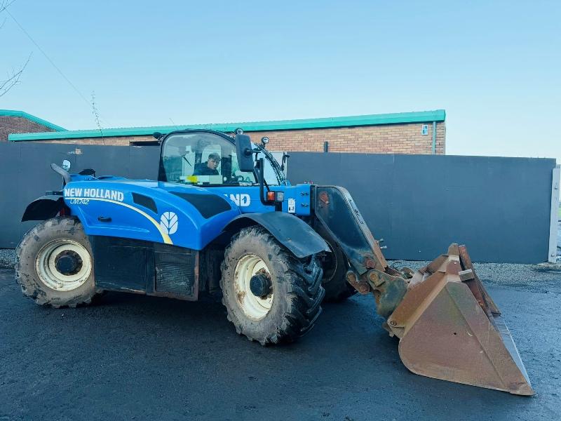 NEW HOLLAND LM7.42 TELEHANDLER*C/W PALLET TINES & BUCKET*YEAR 2017*VIDEO*