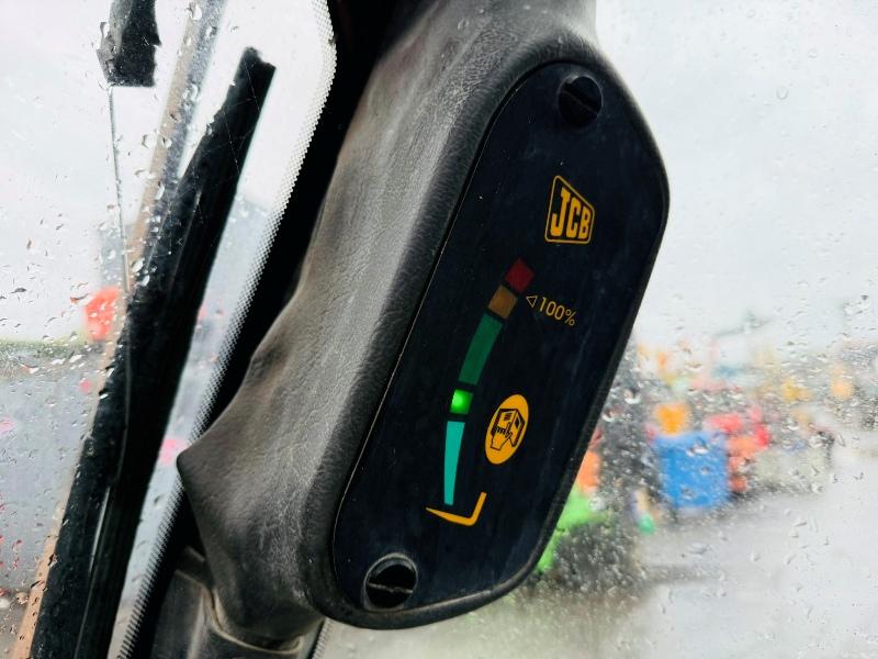 JCB TLT 35E 4X4 TELETRUK*C/W PALLET TINES*VIDEO*