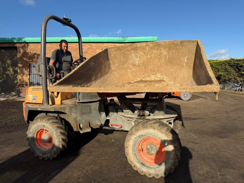 AUSA D400 AHG SWIVLE TIP DUMPER*YEAR 2015*2609 HOURS*VIDEO*
