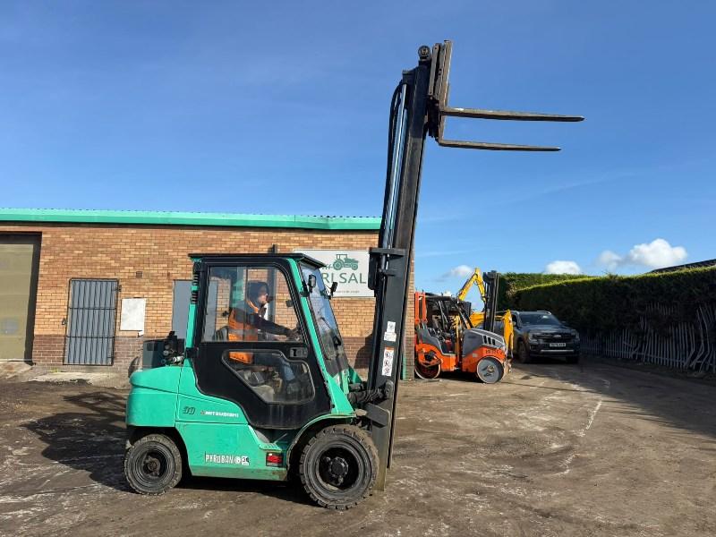 MITSUBISHI FD30NT FORKLIFT*C/W PALLET TINES*YEAR 2015*VIDEO*