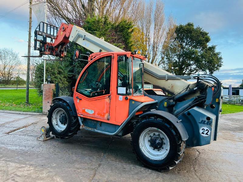 JLG 4013 4WD TELEHANDLER *13 METER REACH* C/W PALLET TINES & PERKINS ENGINE *VIDEO*