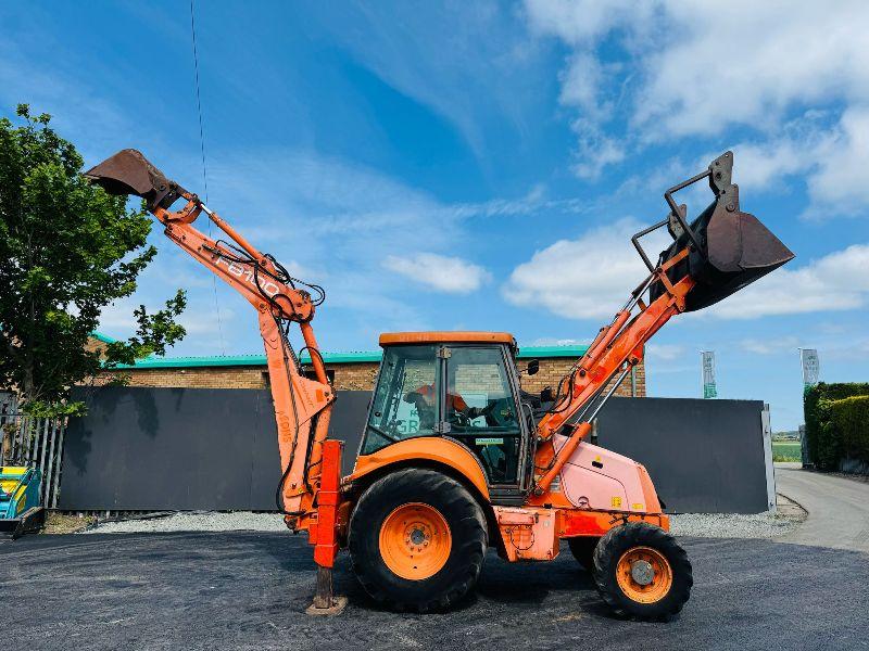 FIAT HITACHI FB100 FRONT LOADER AND DIGGER*C/W 4 IN 1 BUCKET AND PALLET TINES*VIDEO*