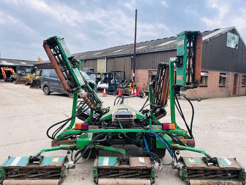 JOHN DEERE 365 9 GANG REEL MOWER *VIDEO*