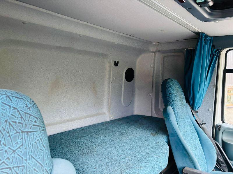 DAF 85.380 4X2 TRACTOR UNIT *YEAR 2001, ONLY 82,185 KMS* C/W MANUAL GEAR BOX *VIDEO*
