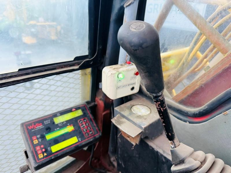 KOMATSU LC605-2 TRACKED CRANE*C/W RUBBER TRACKS*VIDEO*