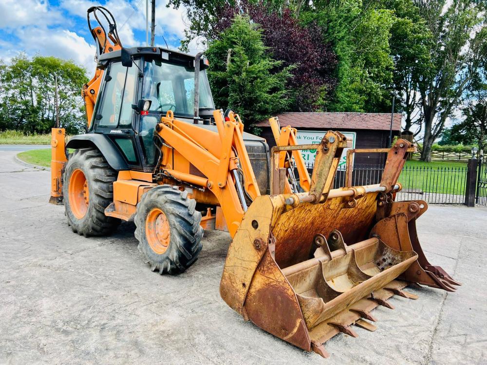 CASE 590MPS 4WD BACKHOE DIGGER * YEAR 2003 * C/W EXTENDING DIG 