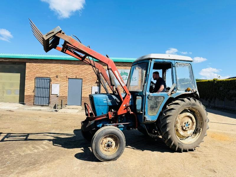 FORD 4600 2WD TRACTOR*C/W MUCK FORK*VIDEO*