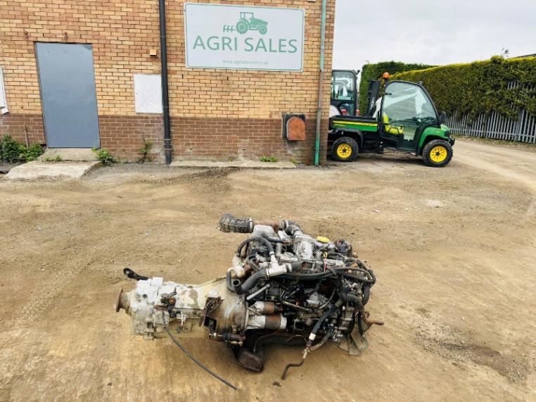 NISSAN CABSTAR TURBO DIESEL ENGINE AND GEARBOX*VIDEO*