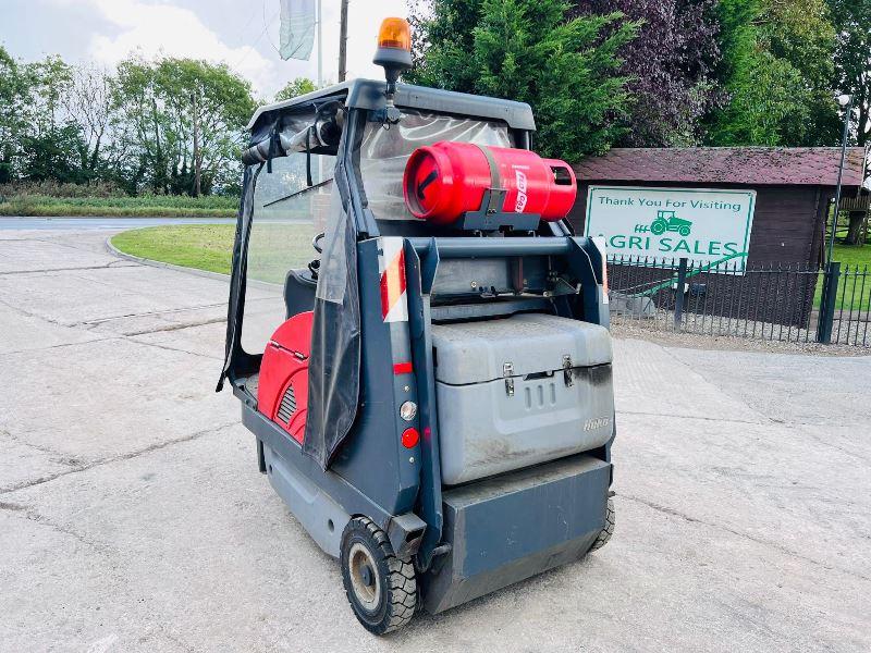 HAKO JONAS 1200E RIDE ON SWEEPER * YEAR 2014, 2353 HOURS*VIDEO*