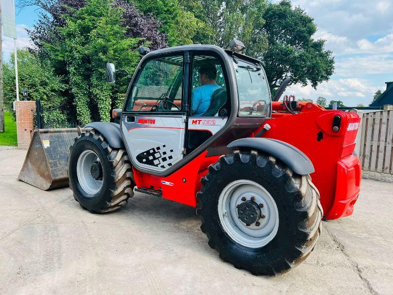 MANITOU MLT932 4WD TELEHANDLER * 9 METER REACH * C/W TINES & BUCKET*VIDEO*