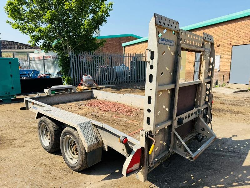 TWIN AXLE INDESPENSION TRAILER*C/W DROP DOWN RAMPS*VIDEO*