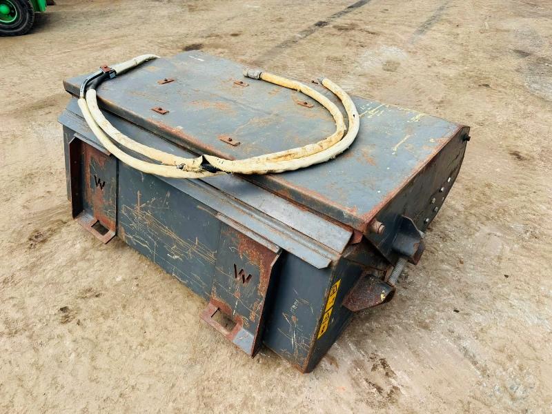 SWEEPER BRUSH TO SUIT SKIDSTEER*YEAR 2011*VIDEO*