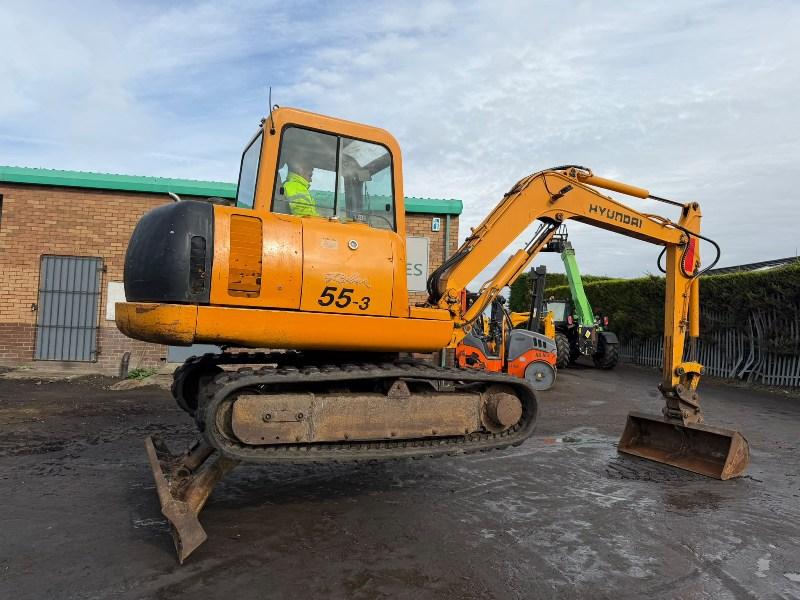 HYUNDAI ROBEX 55-3 EXCAVATOR*C/W BUCKET*VIDEO*