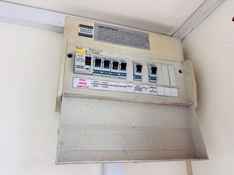 WELFARE UNIT *C/W ONBOARD GENERATOR(3.3KVA) AND TOILET*VIDEO*