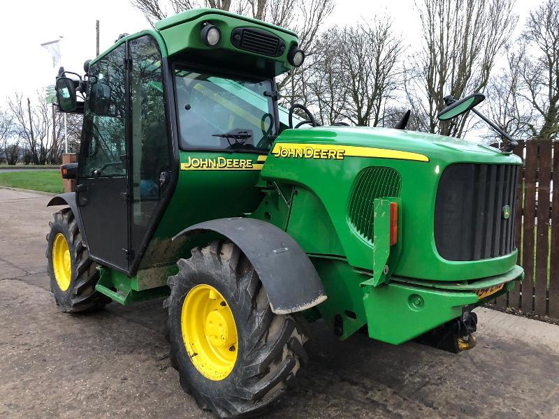 JOHN DEERE 3215 TELEHANDLER * ATTACHMENTS CAN BE SUPPLIED AT AN EXTRA