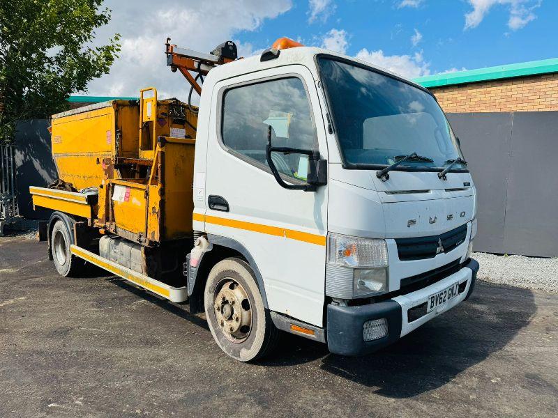 MITSUBISHI FUSO HOT BOX TRUCK*YEAR 2012*VIDEO*