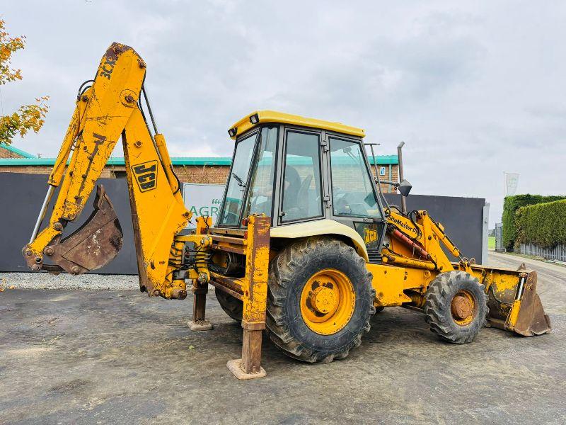 JCB 3CX PROJECT 8 4WD BACKHOE DIGGER*C/W BUCKET*VIDEO*
