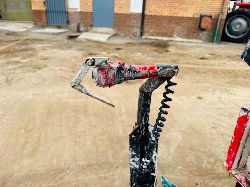 KAWASAKI MULE FAST LINER WHITE LINING MACHINE*C/W MANUAL TIP*