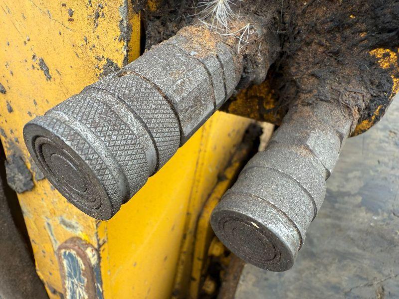 GEHL 4640 SKIDSTEER*YEAR 2012*