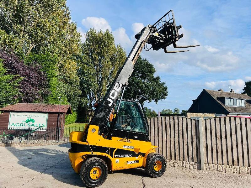 JCB TLT30D 4WD TELETRUCK *YEAR 2015* C/W HYDRAULIC TURN TABLE & TINES *VIDEO*