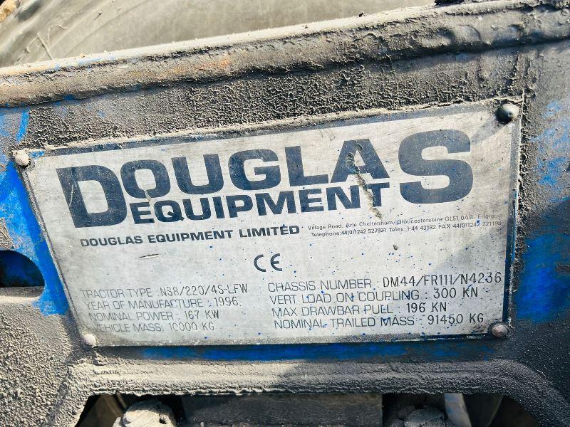 DOUGLAS 4WD TUG C/W HYDRAULIC FIFTH WHEEL 