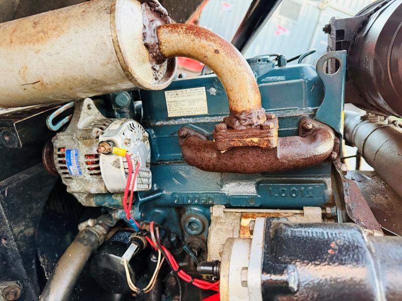 INGERSOL RAND AIR COMPRESSOR*C/W 3 CYLINDER KUBOTA ENGINE*VIDEO*