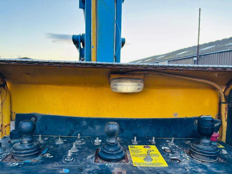 GENIE Z-60/34 4WD ARTICULATED RAIL ROAD BOOM LIFT * 20.3 METER REACH *VIDEO*
