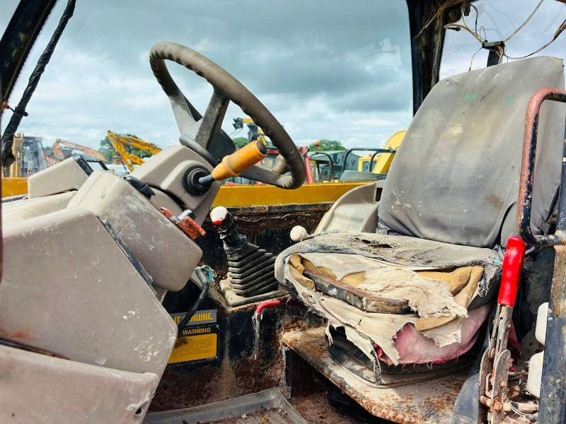 JCB 530-70 TELEHANDLER*C/W PALLET TINES*VIDEO*