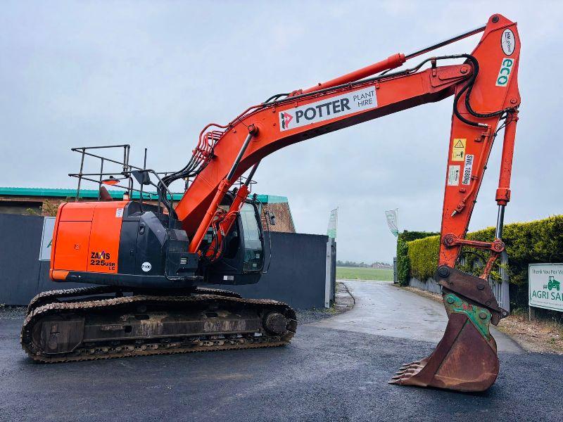 HITACHI ZAXIS ZX225USR LC-5B EXCAVATOR*YEAR 2014*C/W BUCKET*VIDEO*