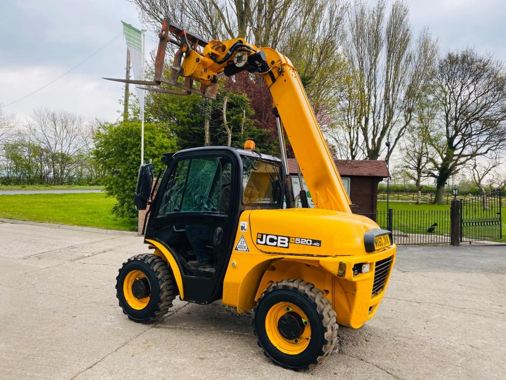 JCB 52040 4WD TELEHANDLER * YEAR 2010 , ONLY 4839 HOURS