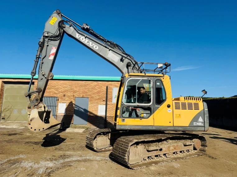 VOLVO EC140BLC TRACKED EXCAVATOR *C/W BUCKET*