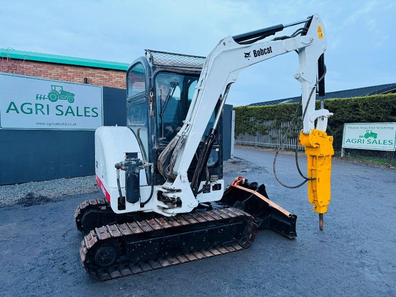 BOBCAT 331 EXCAVATOR*C/W HYDRAULIC HAMMER*404 HOURS*VIDEO*