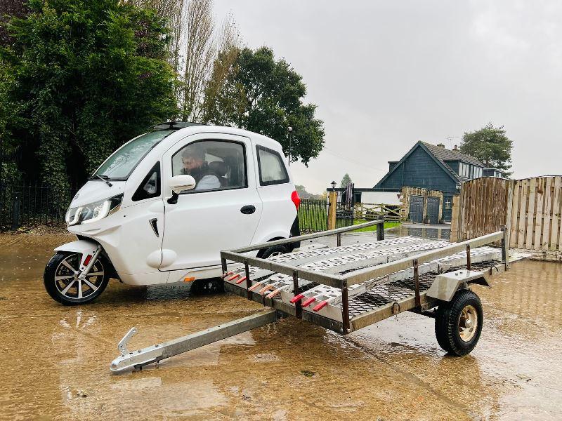 YINJIAN BATTERY POWERED TRICYCLE *YEAR 2021, ROAD REGISTERED* C/W TRAILER *VIDEO*