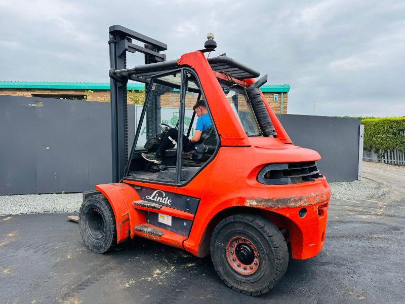LINDE H70D 2 STAGE MASTED FORKLIFT*C/W PALLET TINES*VIDEO*
