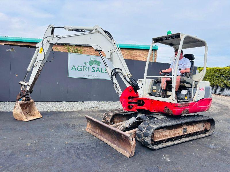 TAKEUCHI TB250 RUBBER TRACKED EXCAVATOR*C/W BUCKET*VIDEO*