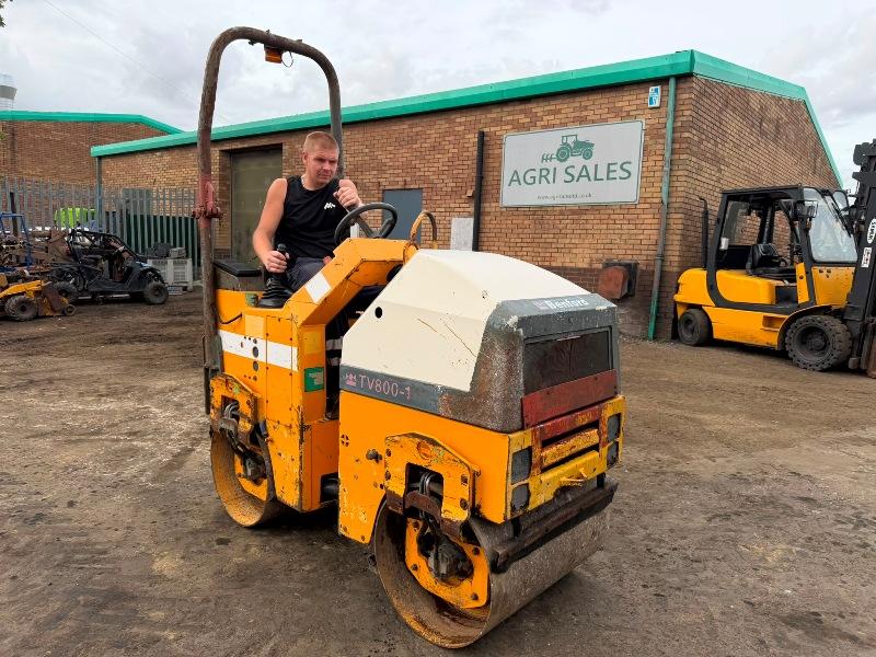 BENFORD TV800-1 VIBRATING ROLLER*C/W ROLL BAR*VIDEO*