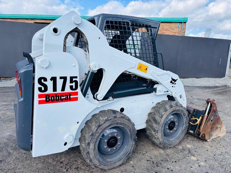 BOBCAT S175 HIGHLIFT SKIDSTEER *C/W 3 IN 1 BUCKET*READING 2621 HOURS*VIDEO*