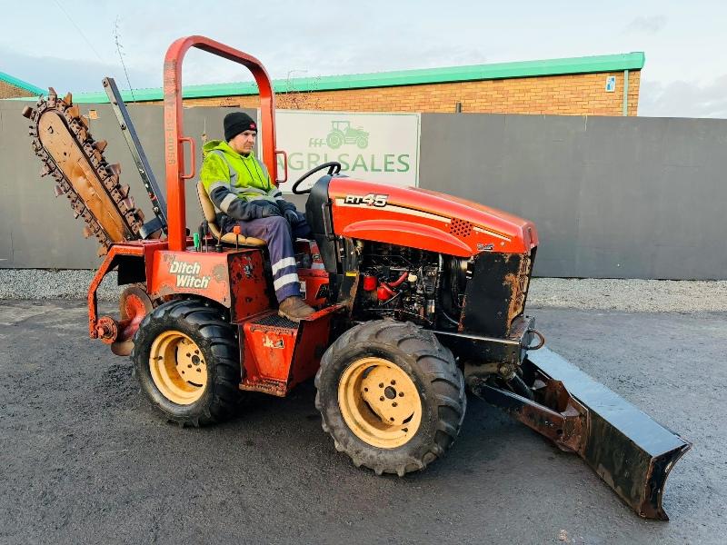 DITCH WITCH RT45 4WD TRENCHER*C/W BLADE*YEAR 2013*VIDEO*