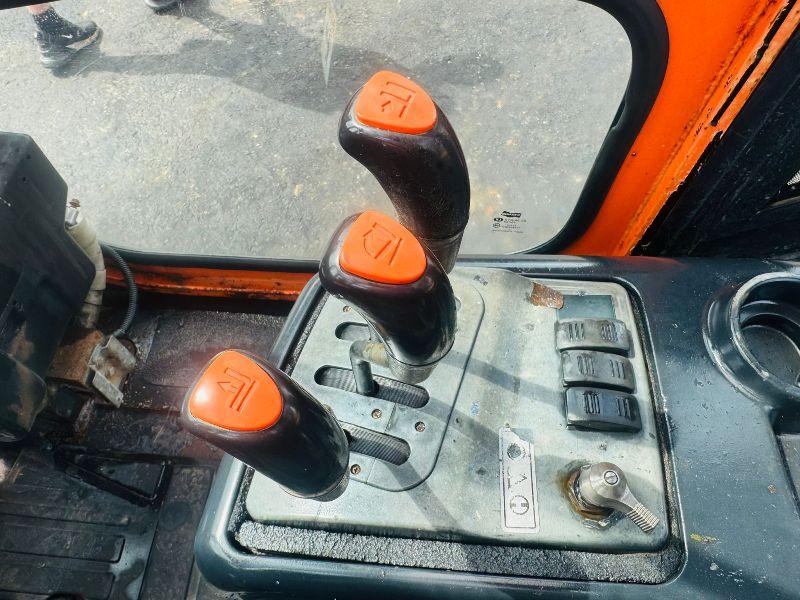 DOOSAN D40SC-5 FORKLIFT*C/W PALLET TINES*YEAR 2012*VIDEO*
