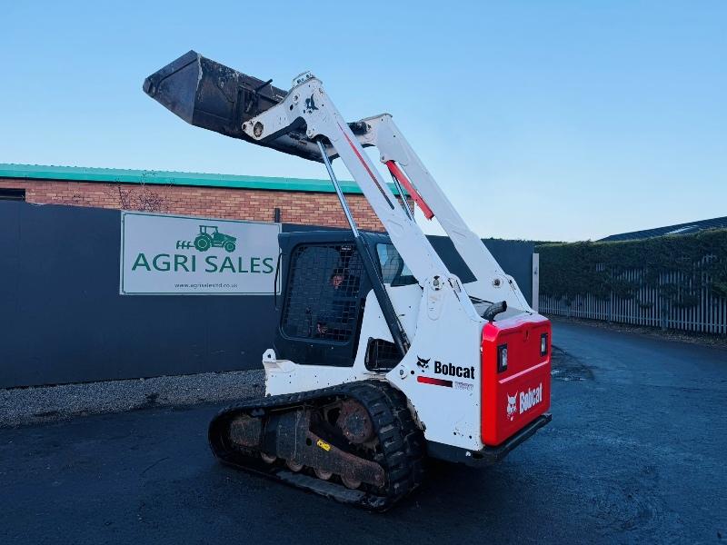 BOBCAT T630 SKIDSTEER*C/W BUCKET*YEAR 2015*2371 HOURS*VIDEO*