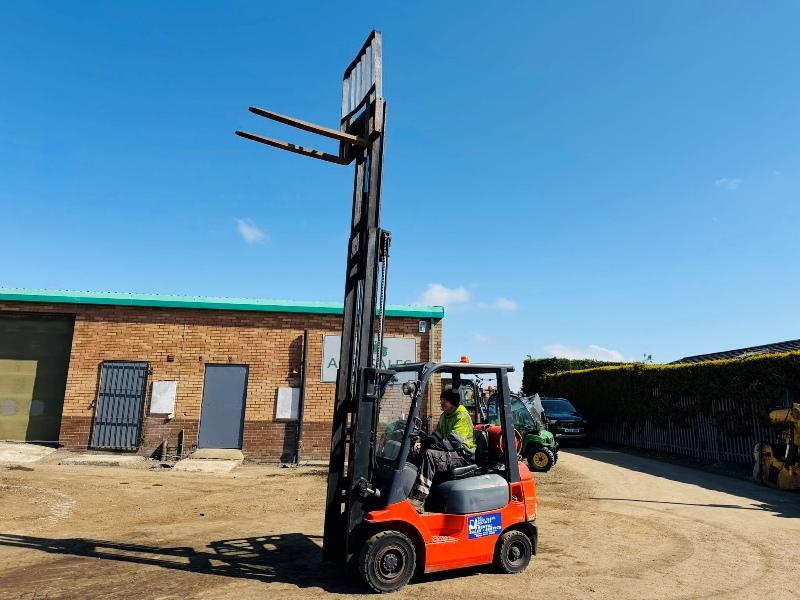 BT GT18 GAS CONTAINER SPEC FORKLIFT*C/W PALLET TINES*VIDEO*