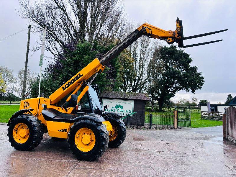 JCB 526S 4WD TELEHANDLER *AG-SPEC* C/W JOYSTICK CONTROL & PALLET TINES *VIDEO*