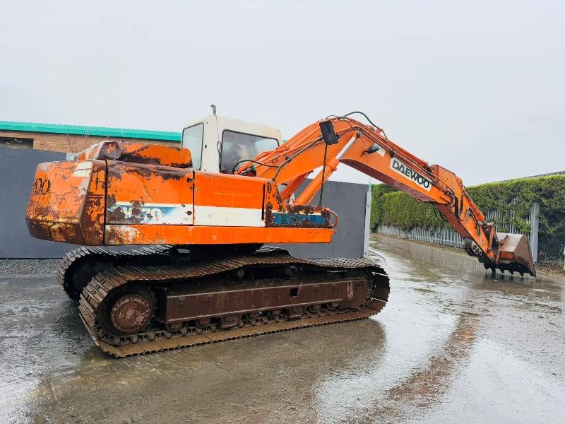 DAEWOO DH170 TRACKED EXCAVATOR*C/W BUCKET*VIDEO*
