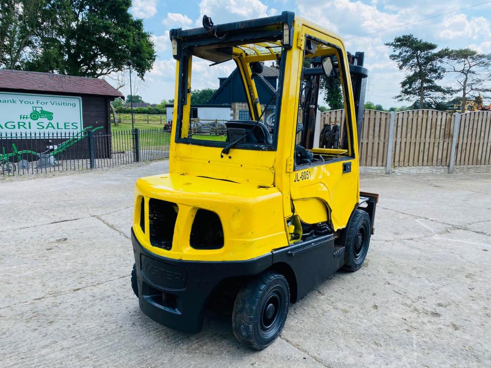 HYSTER DIESEL FORKLIFT C/W SIDE SHIFT * SPARE AND REPAIRS *  