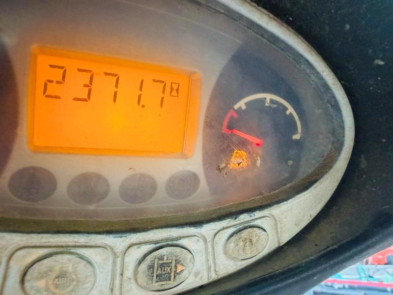 BOBCAT T630 SKIDSTEER*C/W BUCKET*YEAR 2015*2371 HOURS*VIDEO*